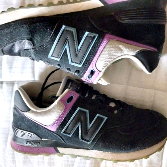 New Balance 574 Sneakers - Picture 3 of 9